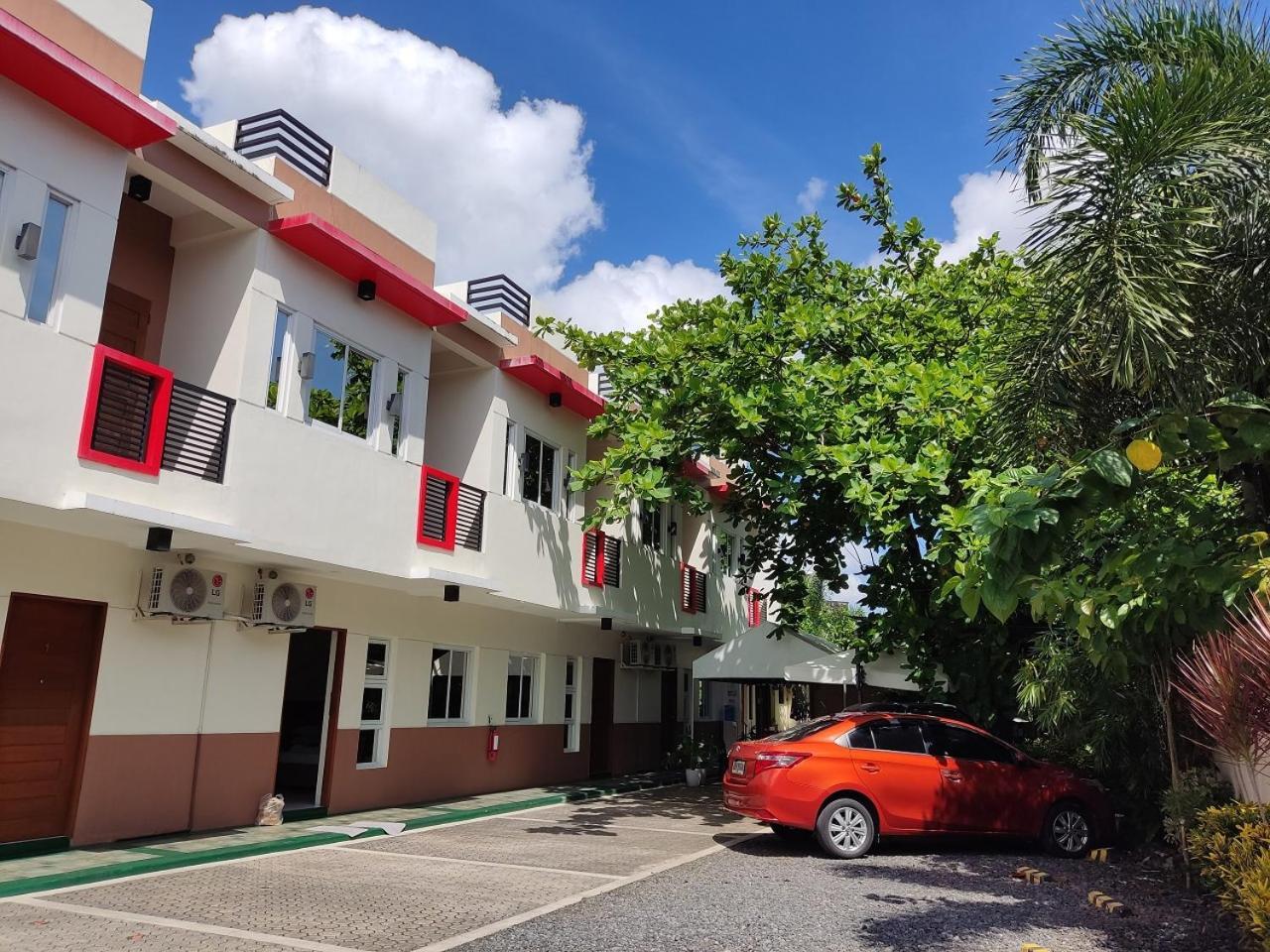 Aurelle Inn Legazpi Exterior photo